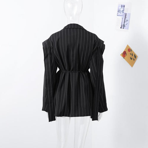 Kuşaklı Çizgili Blazer Ceket